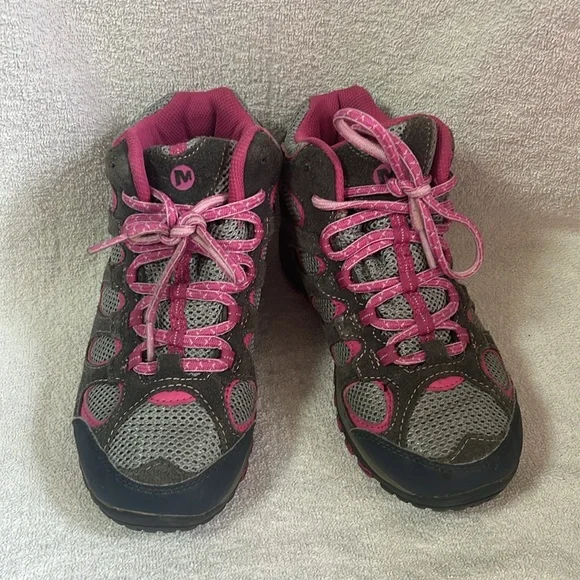 Merrell girls pink and gray hiking boots in size 4 - Picture 1 of 10
